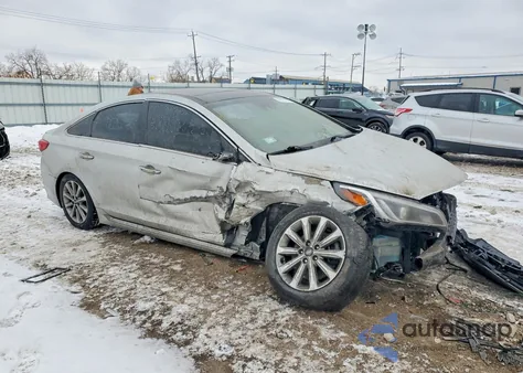 2016 Hyundai Sonata Sport z USA, uszkodzony, nr VIN 5NPE34AF8GH348567